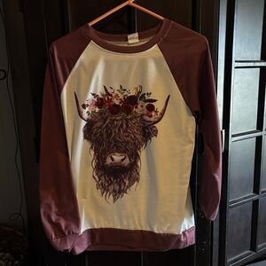 Floral Highland Cow Raglan Sweatshirt - White & Burgundy